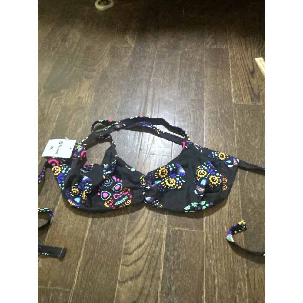 Fused Hawaii Kohanaiki Bikini Top Skulls XL NWT Colorful Bright